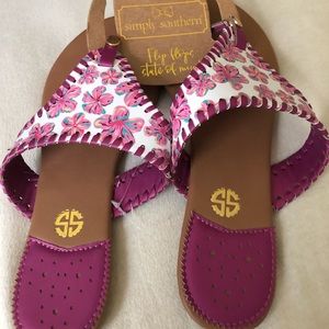 Simply southern Flip Flops Size 8